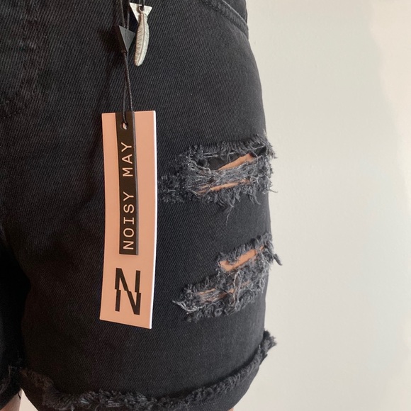 Black jeans short - Picture 2 of 3